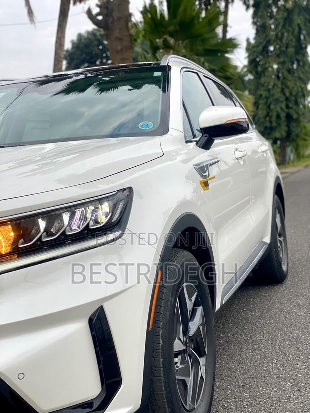 Kia Sorento Hybrid 2021 White