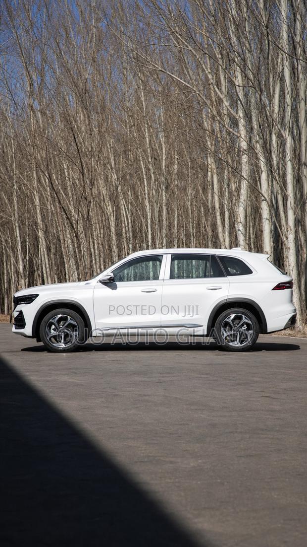 Geely Azkarra 2025 White