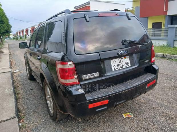 Ford Escape XLS 4WD 2.3 2008 Black