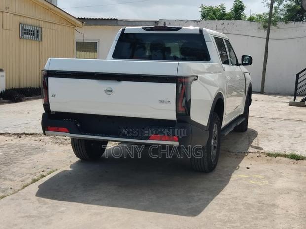 New Nissan Z9 2.3T Diesel 4WD 2025 White