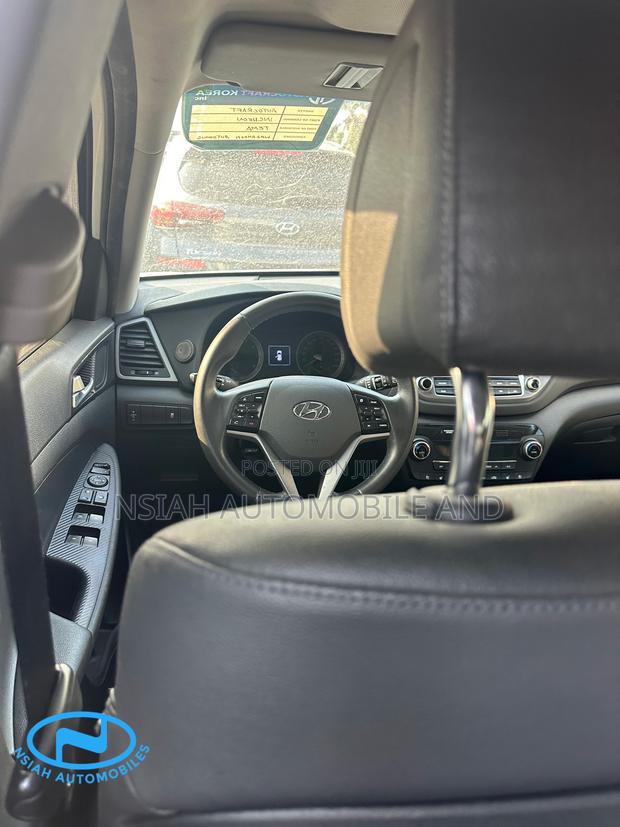 Hyundai Tucson 2017 White