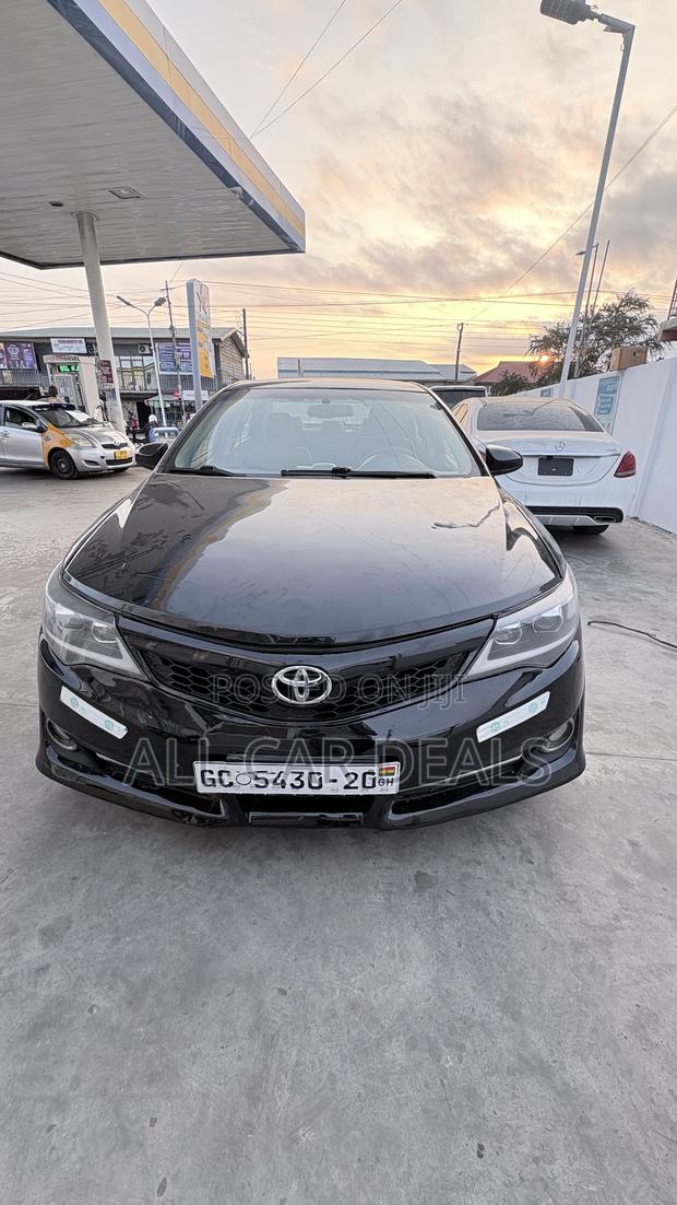 Toyota Camry 2013 Black