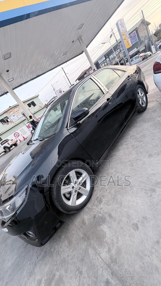 Toyota Camry 2013 Black