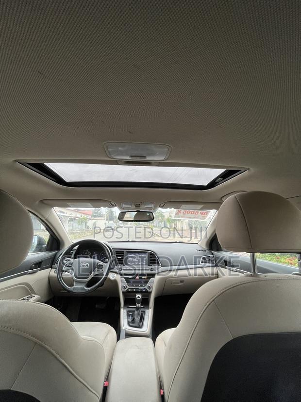 Hyundai Elantra Value Edition 2018 Black