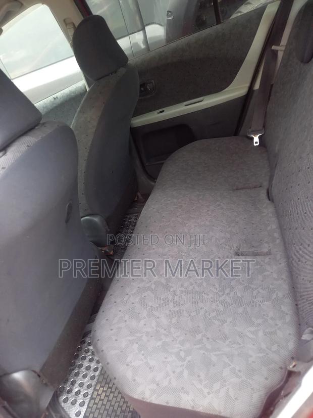 Toyota Vitz 1.3 FWD 5dr 2010 Red