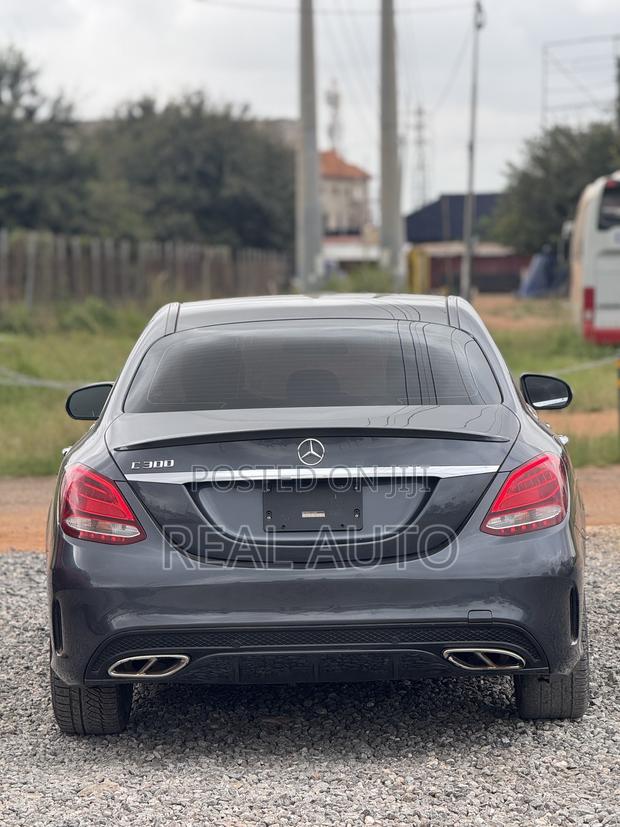 Mercedes-Benz C300 Sport 4Matic Sedan AWD (2.0L 4cyl 7A) 2017 Gray