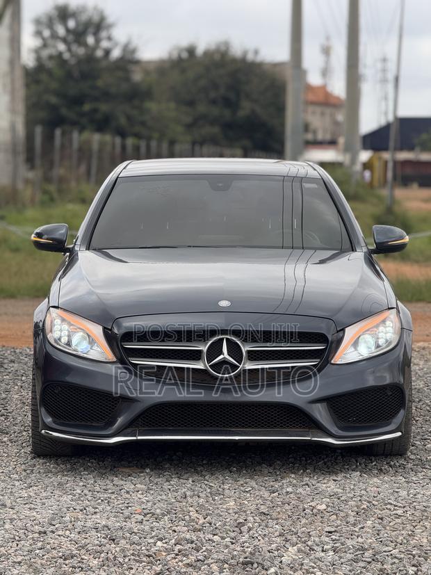 Mercedes-Benz C300 Sport 4Matic Sedan AWD (2.0L 4cyl 7A) 2017 Gray