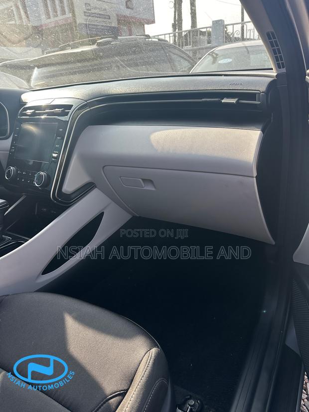 Hyundai Tucson 2022 Silver