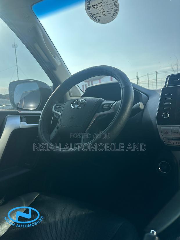 New Toyota Land Cruiser Prado 2023 Gray