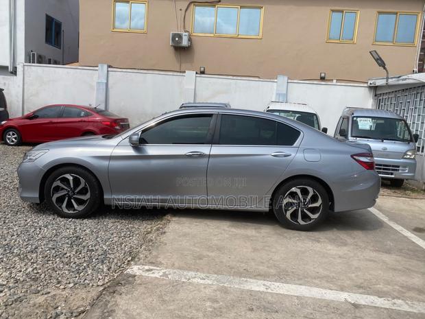Honda Accord 2017 Silver