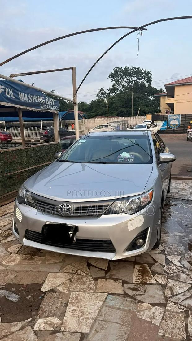 Toyota Camry 2013 Silver