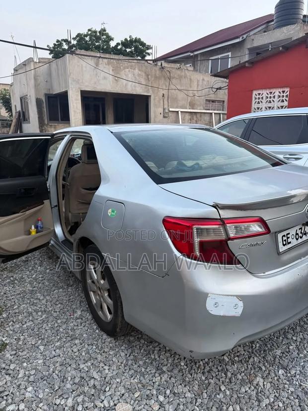 Toyota Camry 2013 Silver