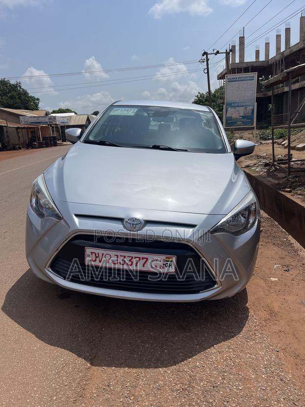 Toyota Yaris iA 1.5 FWD 2017 Silver