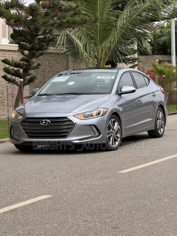 Hyundai Elantra Limited 2018 Silver