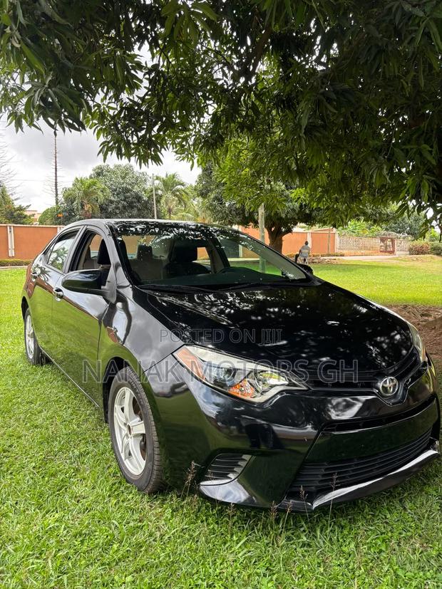 Toyota Corolla LE 4dr Sedan (1.8L 4cyl CVT) 2016 Black