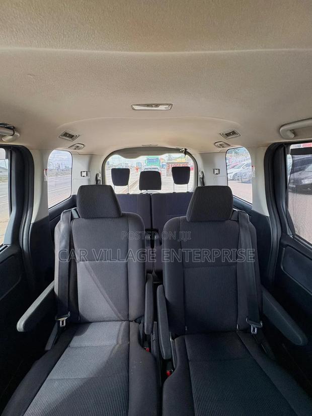 Toyota Voxy 2015 Black