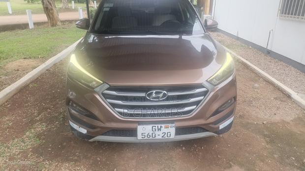 Hyundai Tucson Sport AWD 2017 Brown