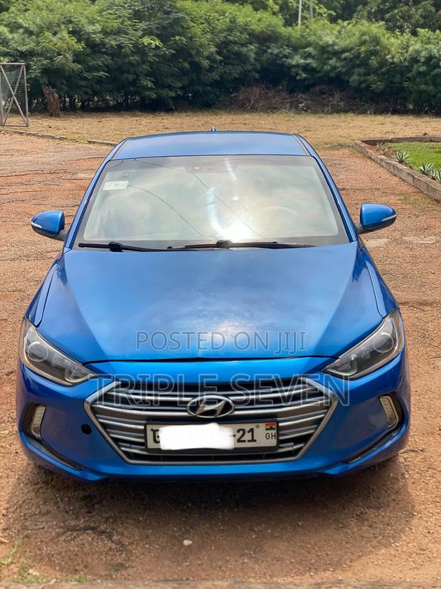 Hyundai Elantra 2017 Blue