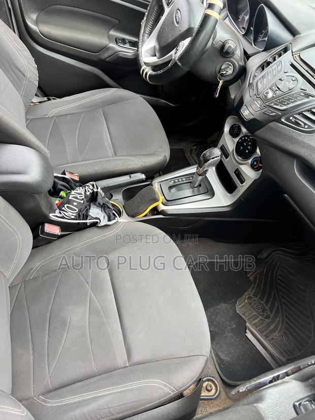 Ford Fiesta 2014 White