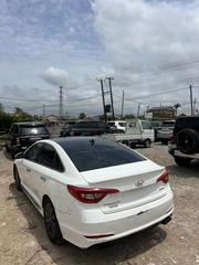 Hyundai Sonata Sport 2.0T Sedan FWD (2.0L 4cyl 6A) 2017 White for sale