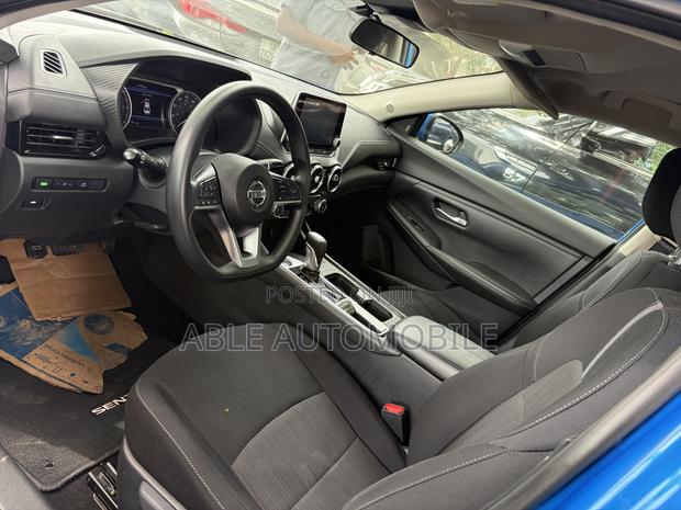 Nissan Sentra SV 2023 Blue