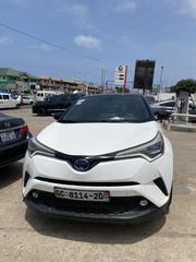 Toyota C-HR XLE FWD Sport Utility (2.0L 4cyl 2AM) 2018 White for sale