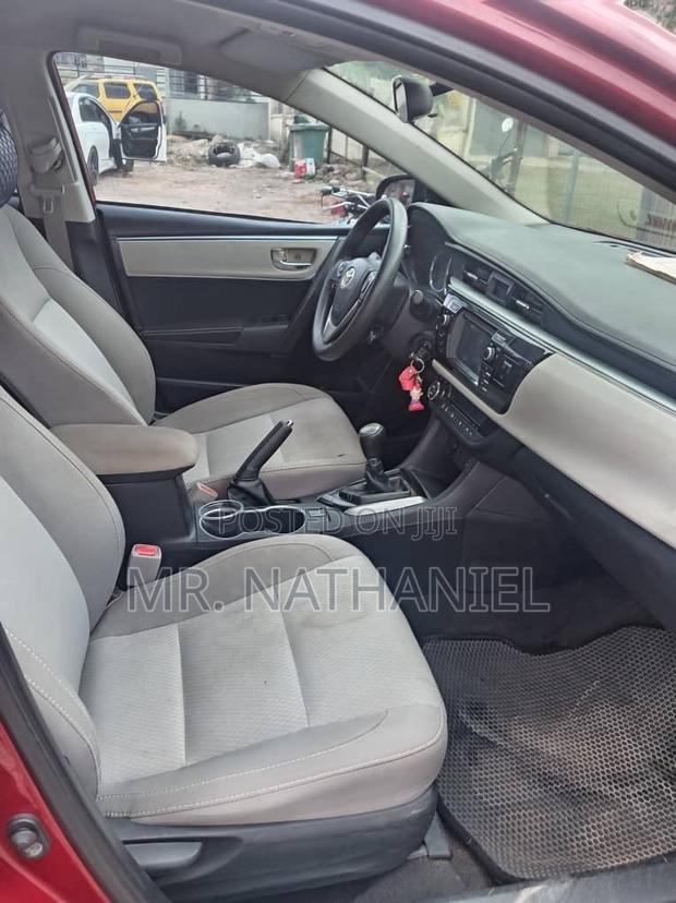 Toyota Corolla 2016 Red