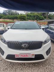 Kia Sorento 2018 White for sale