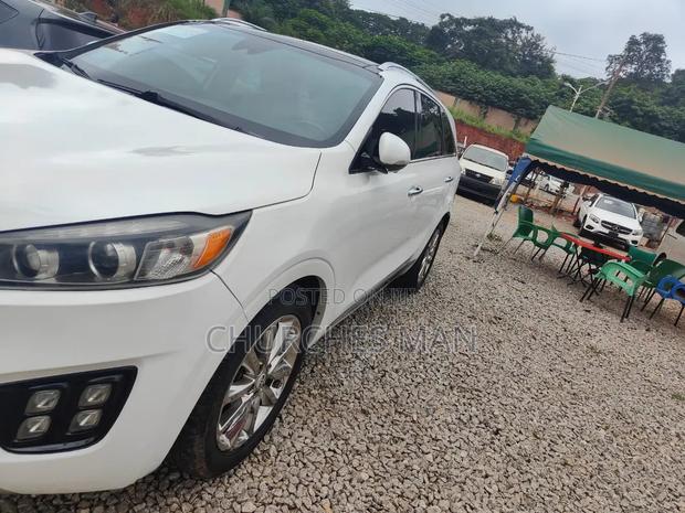 Kia Sorento 2018 White