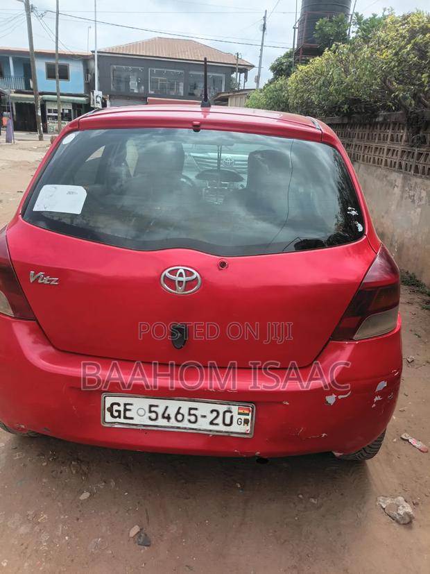 Toyota Vitz 1.3 AWD 5dr 2010 Red