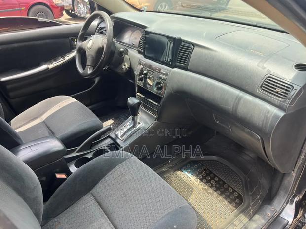 Toyota Corolla 2005 Black