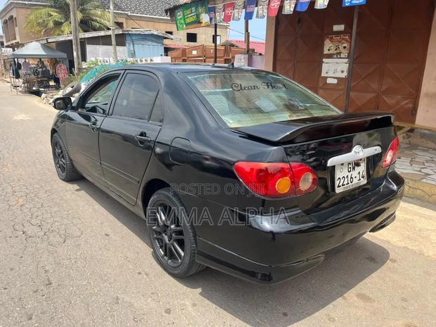 Toyota Corolla 2005 Black