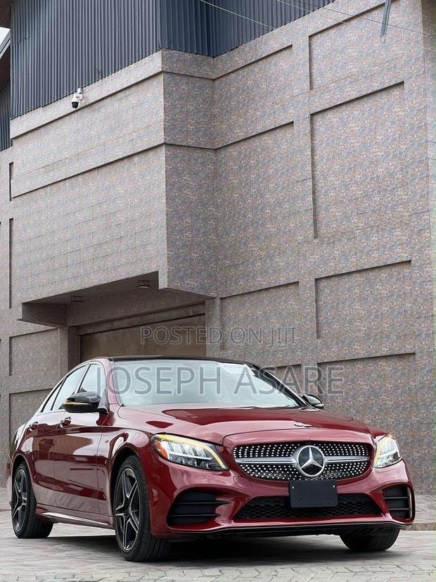 Mercedes-Benz C300 2020 Red
