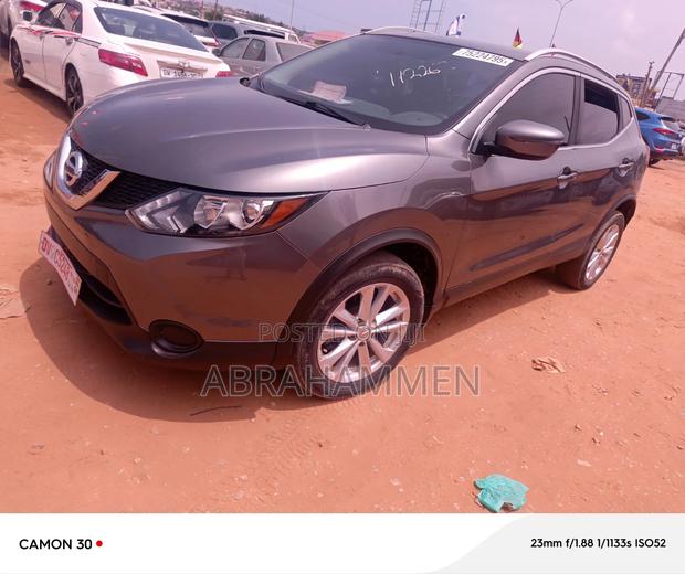 Nissan Rogue 2018 Green