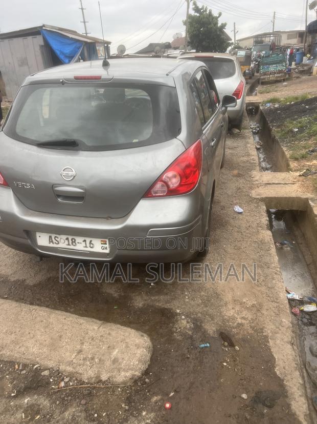 Nissan Versa 1.8 S 2007