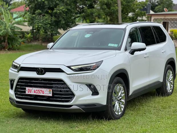 Toyota Grand Highlander 2024 White