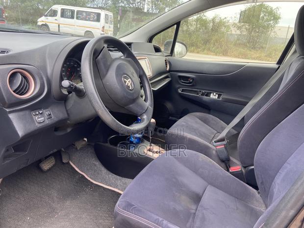 Toyota Vitz 2013 Black