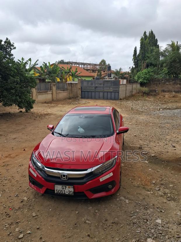 Honda Civic 2016 Red