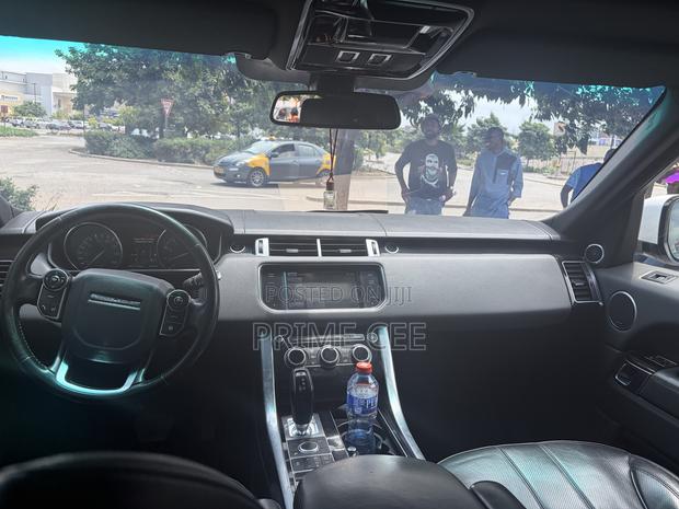 Land Rover Range Rover Sport 2016 White