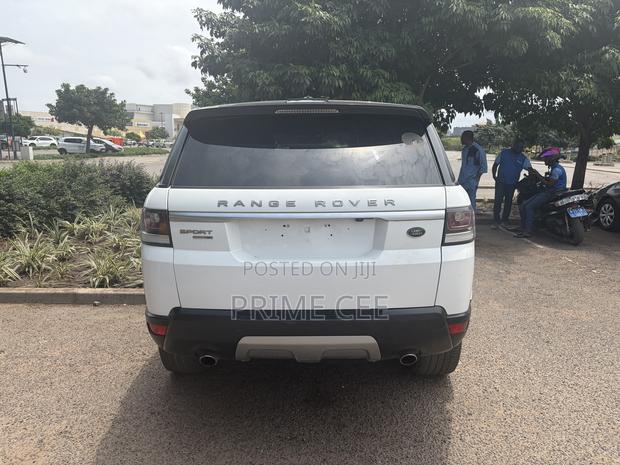 Land Rover Range Rover Sport 2016 White