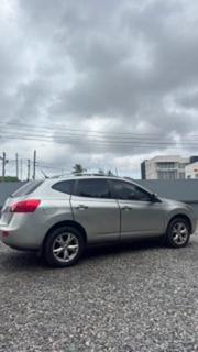 Nissan Rogue SV 2011 Silver for sale