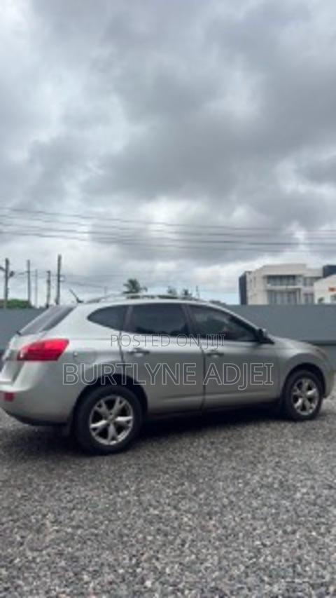 Nissan Rogue SV 2011 Silver