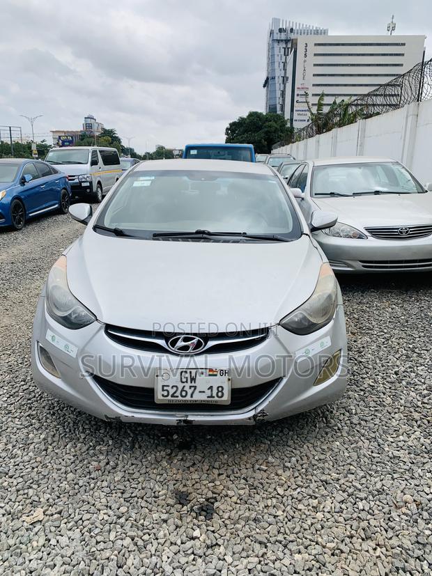Hyundai Elantra 2013 Silver