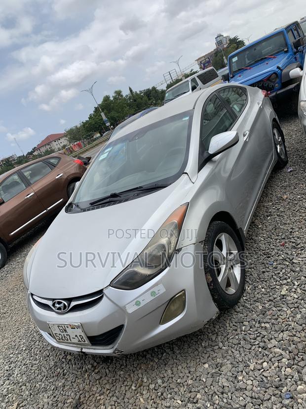 Hyundai Elantra 2013 Silver