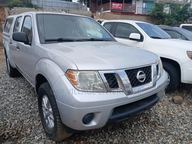 Nissan Frontier 2015 Silver