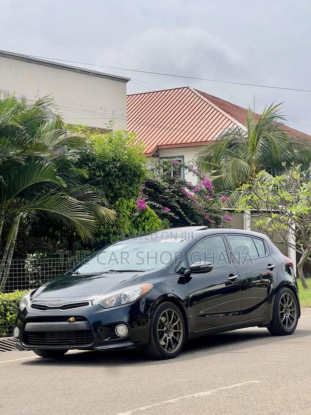 Kia Forte SX Hatchback 2016 Black