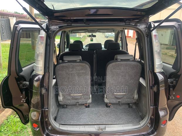 Toyota Sienta 2015 Beige