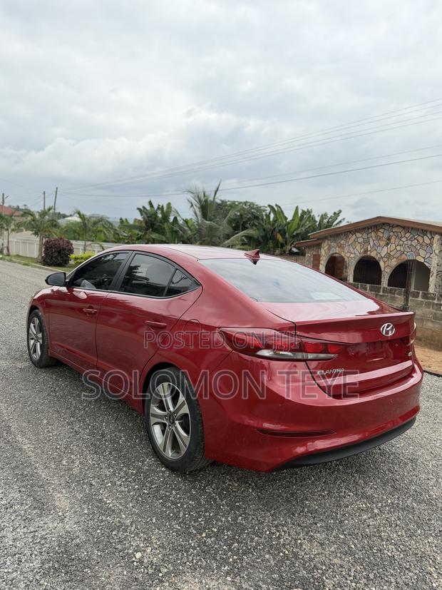 Hyundai Elantra ECO Sedan FWD (1.4L 4cyl 7A) 2017 Red