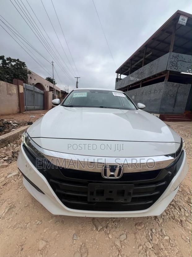 Honda Accord Touring 2018 White