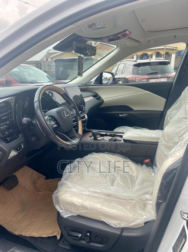 Lexus RX 350 2024 White